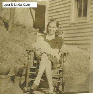 Lura & Linda Kiser 02